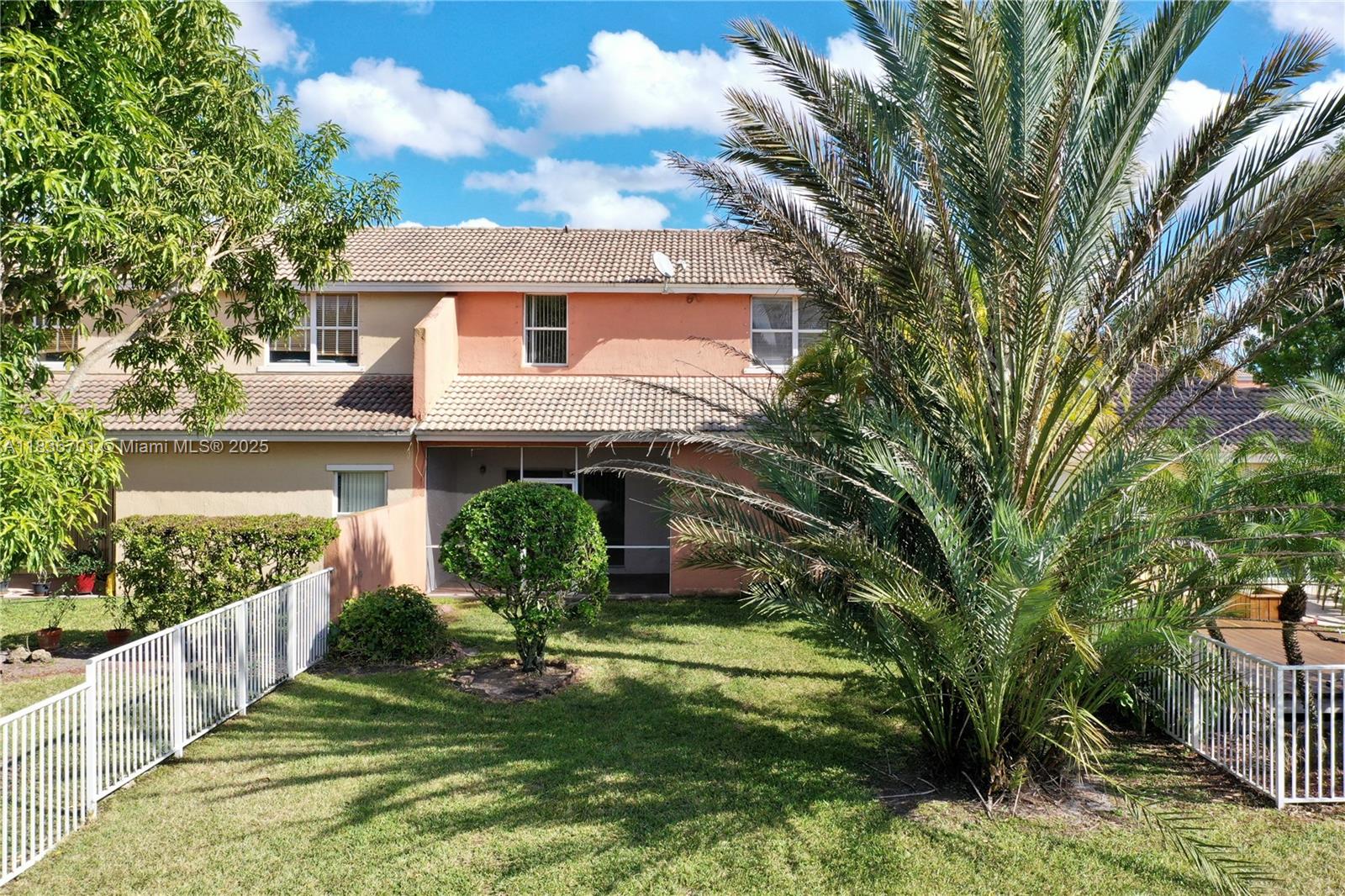 5660 NW 120th Ter