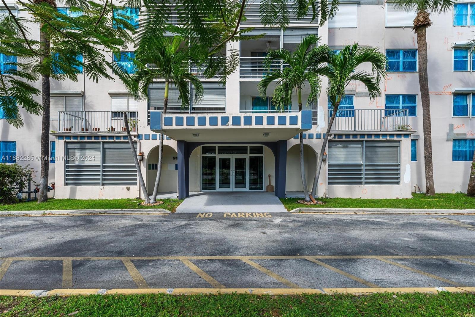 DANIANS SOUTH CONDO - Residential