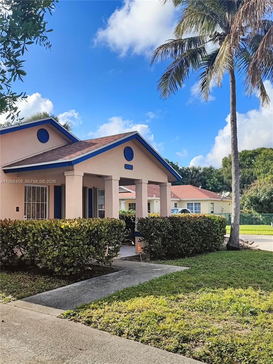 FRESHWATER LAKES - Residential Lease