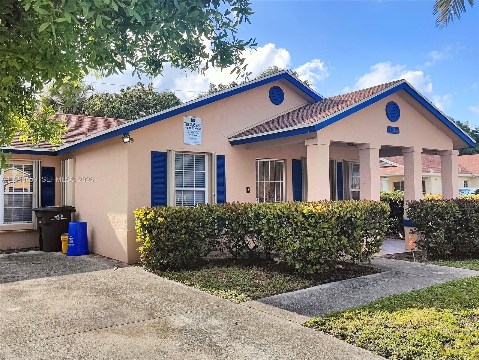 FRESHWATER LAKES - Residential Lease