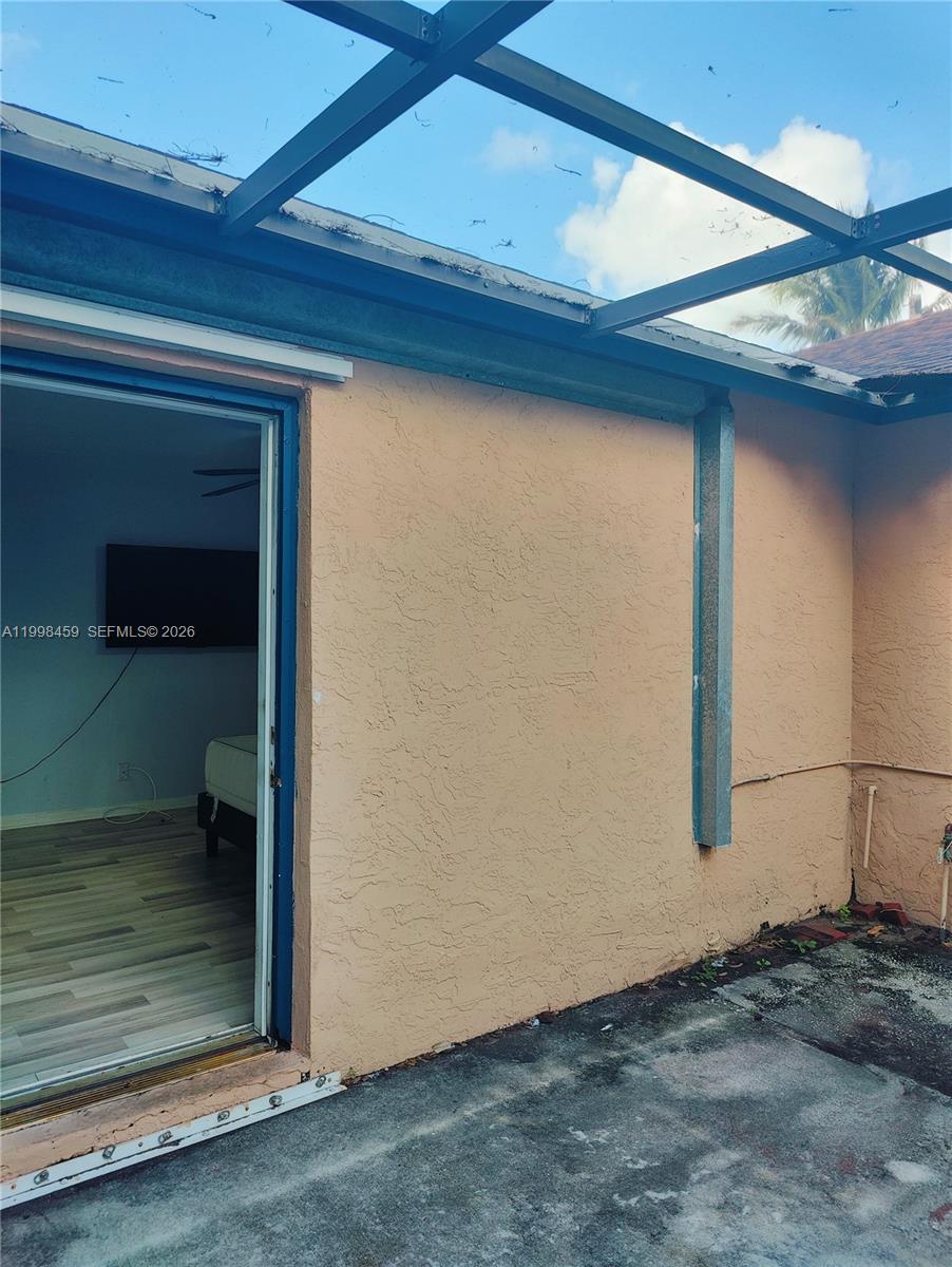 FRESHWATER LAKES - Residential Lease