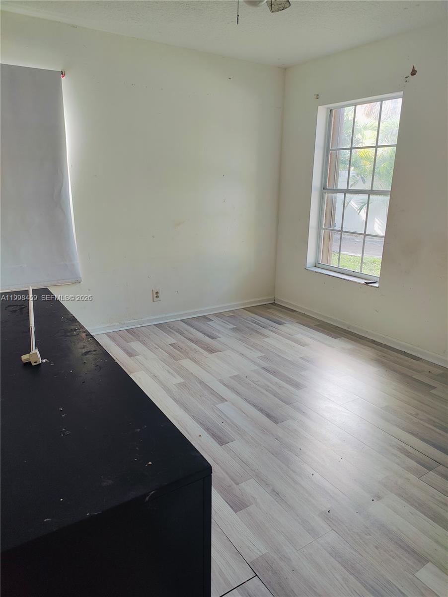 FRESHWATER LAKES - Residential Lease