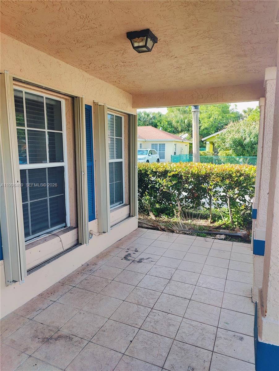 FRESHWATER LAKES - Residential Lease