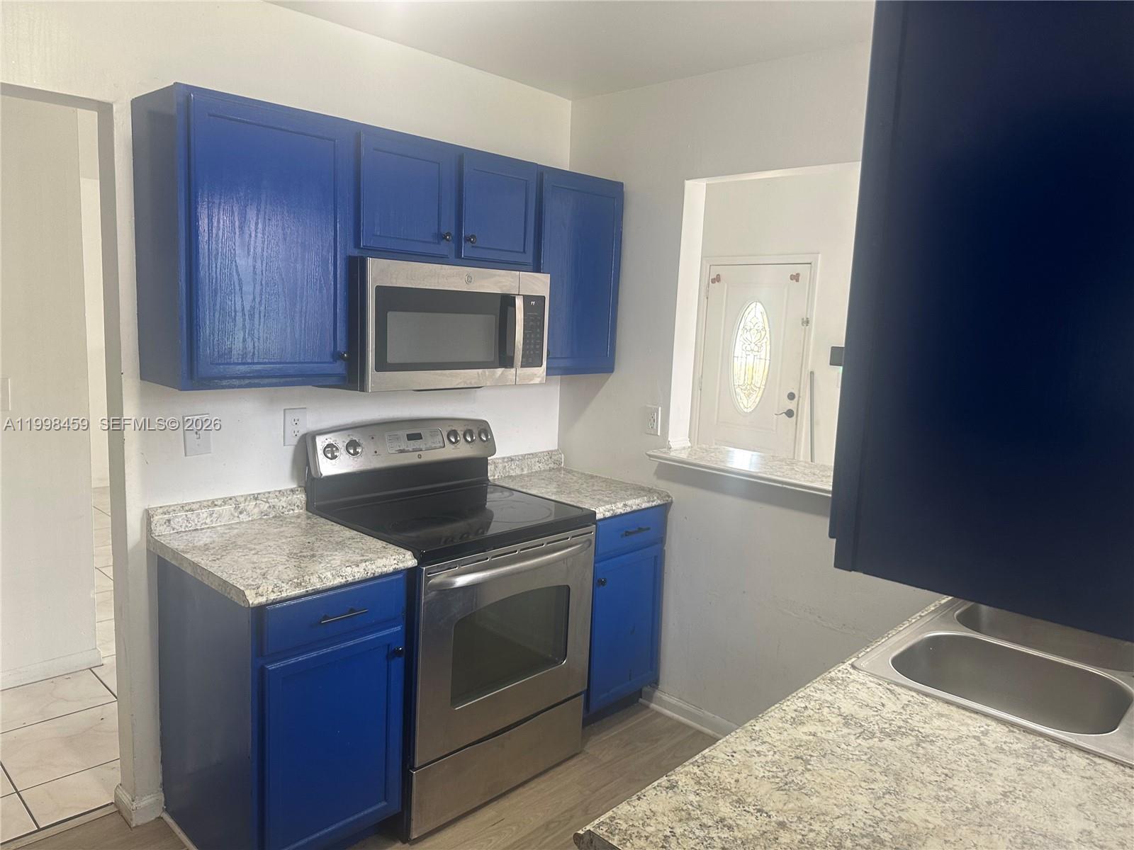 FRESHWATER LAKES - Residential Lease