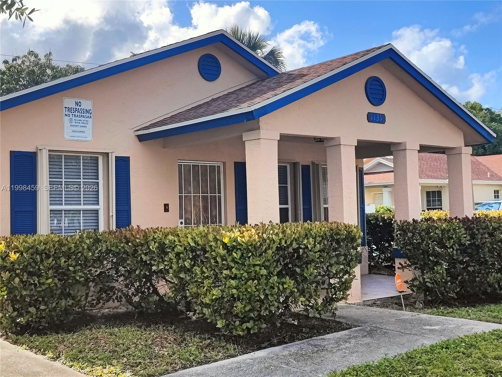 FRESHWATER LAKES - Residential Lease