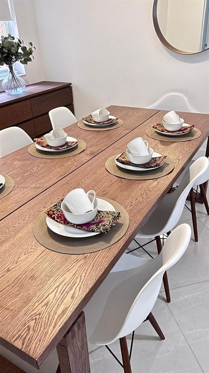 THE YACHT CLUB AT AVENTUR - Residential Lease