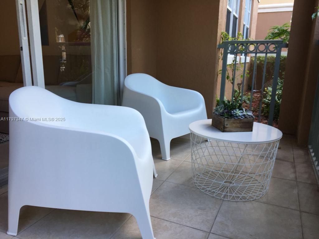 THE YACHT CLUB AT AVENTUR - Residential Lease