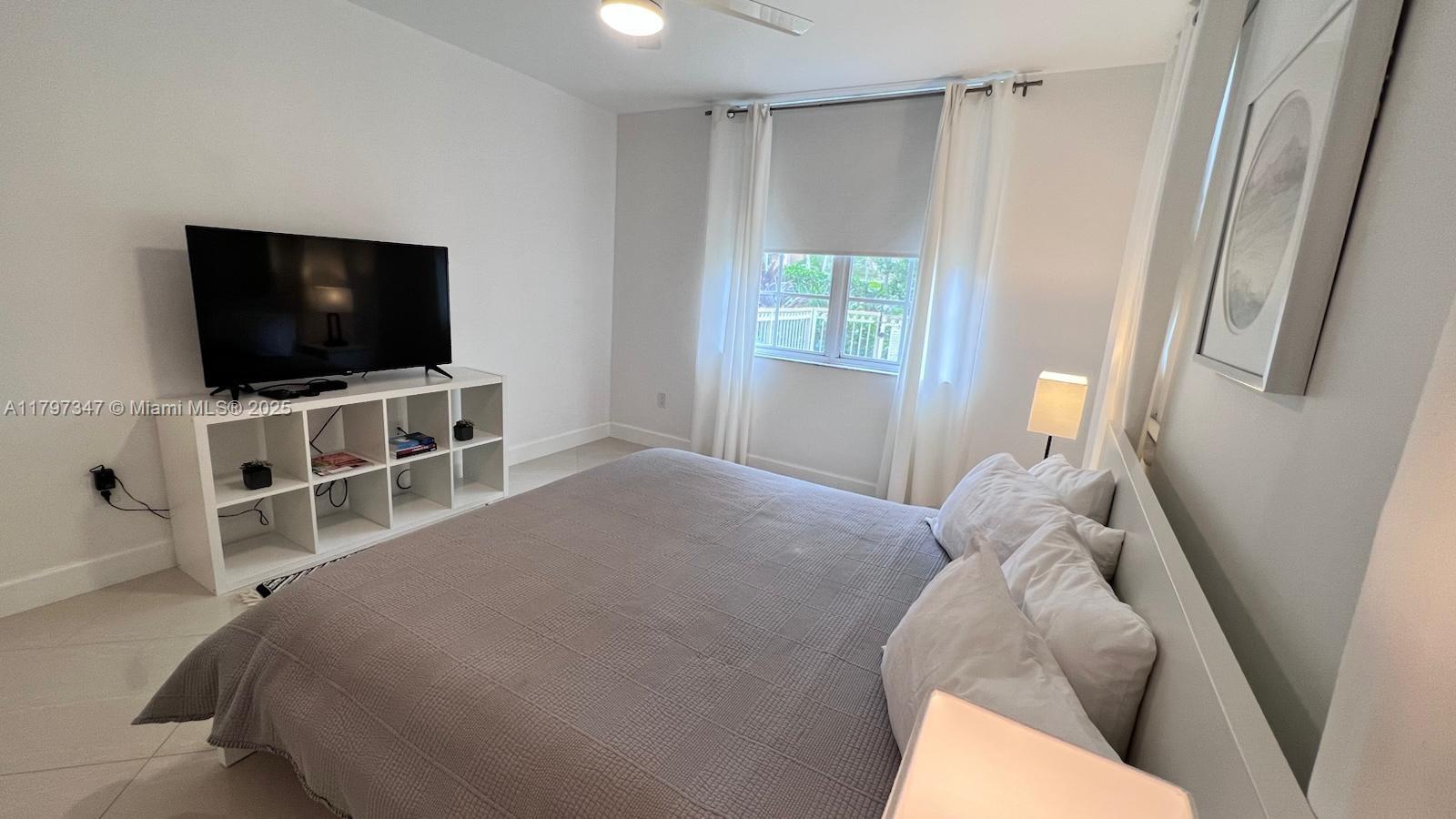 THE YACHT CLUB AT AVENTUR - Residential Lease