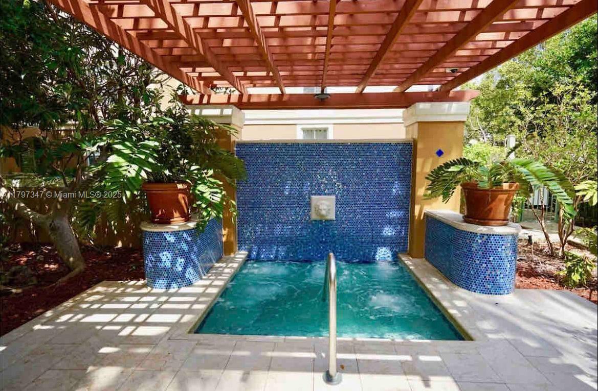 THE YACHT CLUB AT AVENTUR - Residential Lease