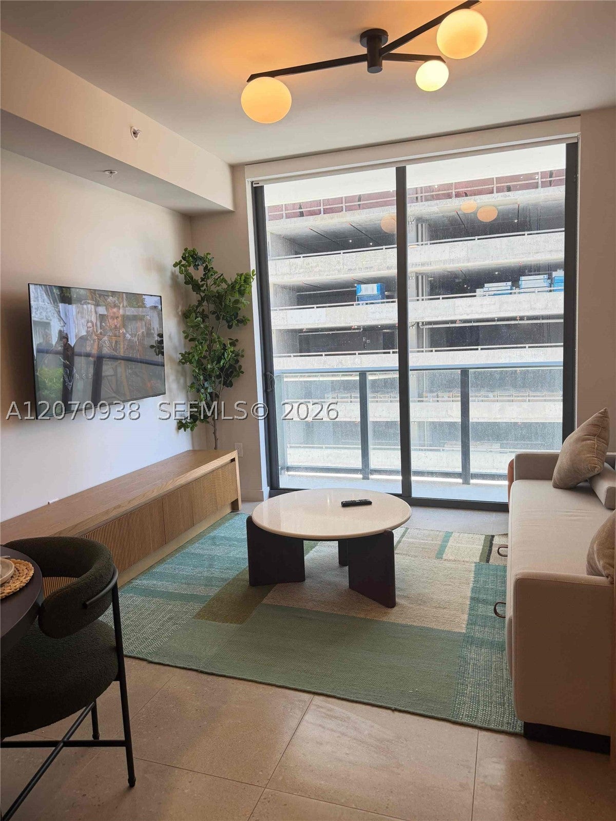11 NE 6th St 705