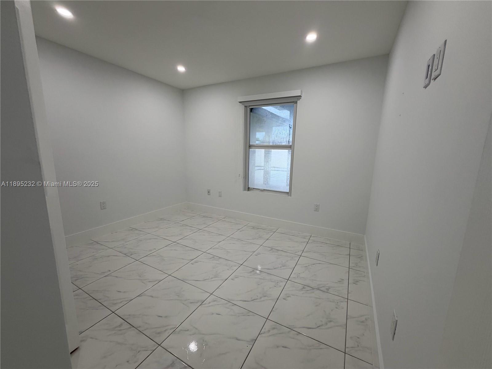 GLENDOLYN SUBDIVISION - Residential Lease