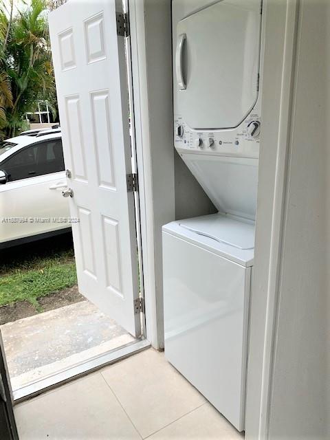 COCONUT GR SEC 1 C GAB - Residential Lease
