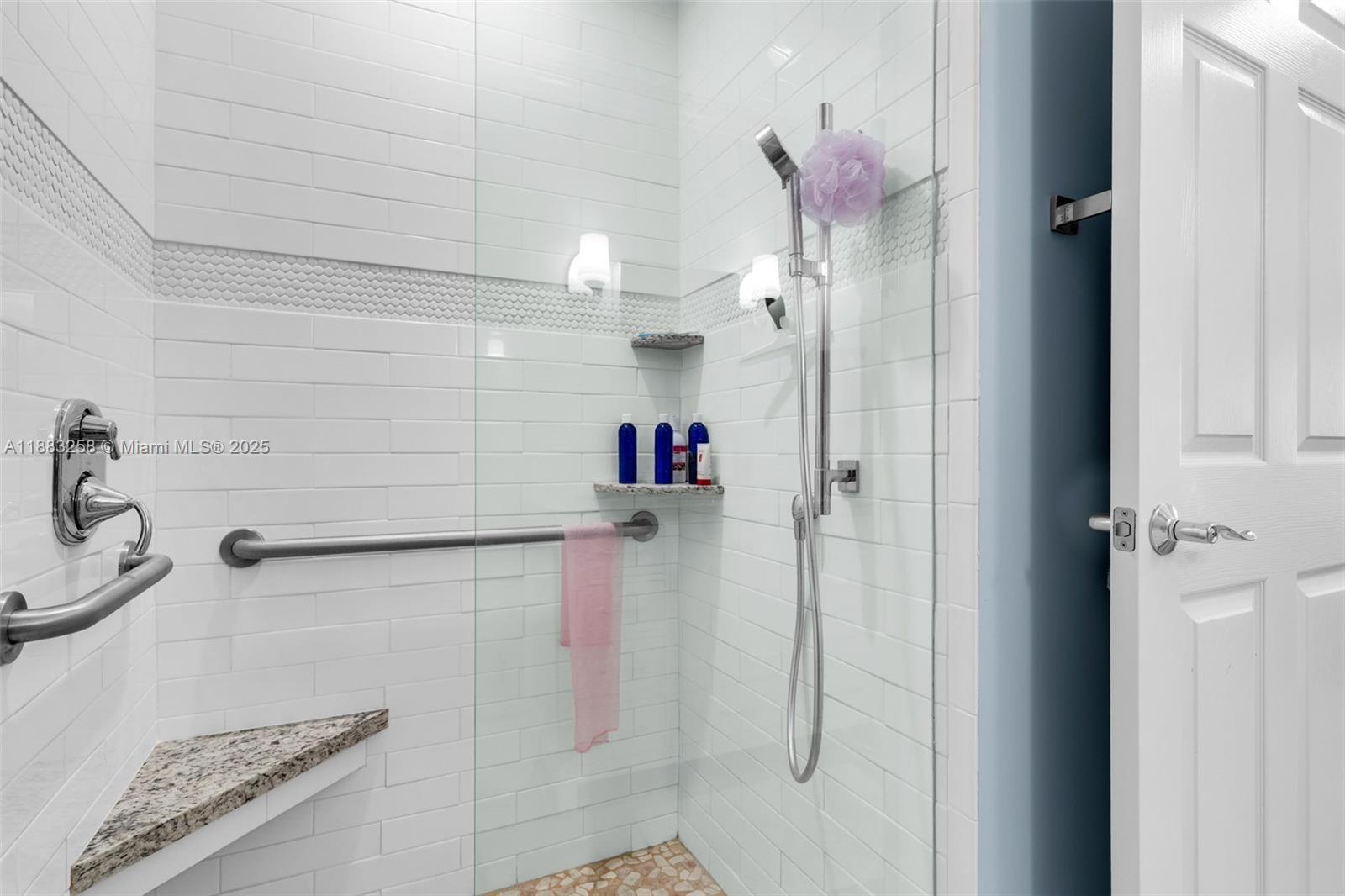 KEYS-GATE NO 2 - Residential