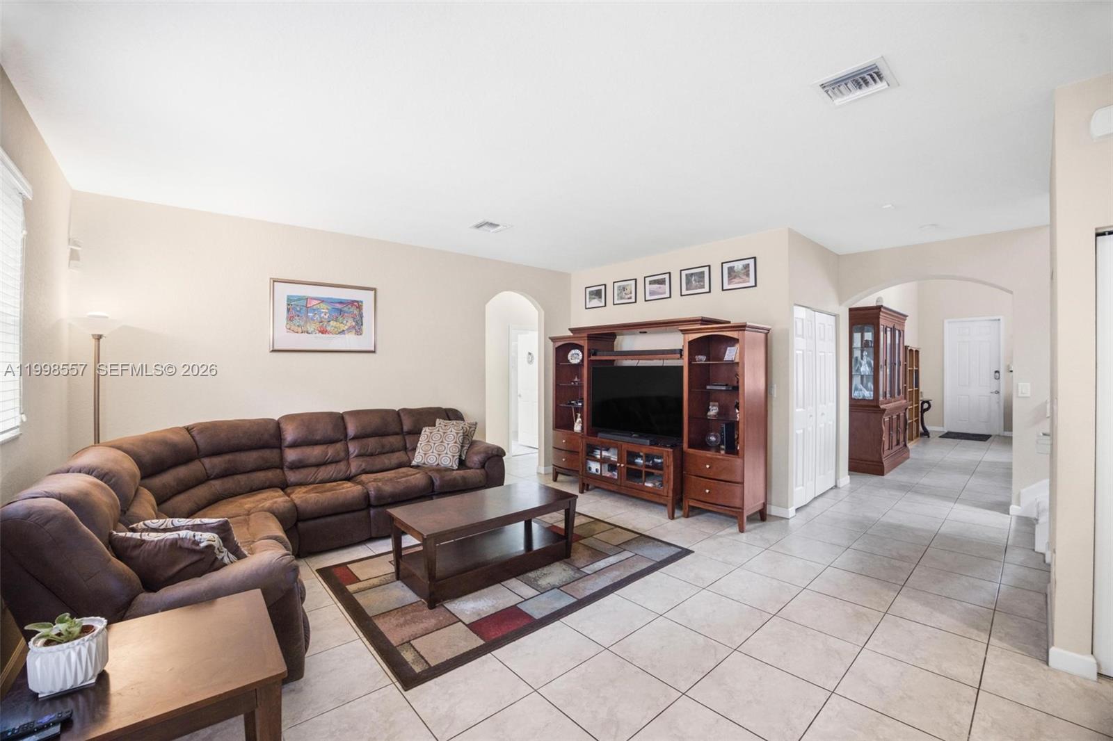 SILVER PALM EAST SECTION - Residential