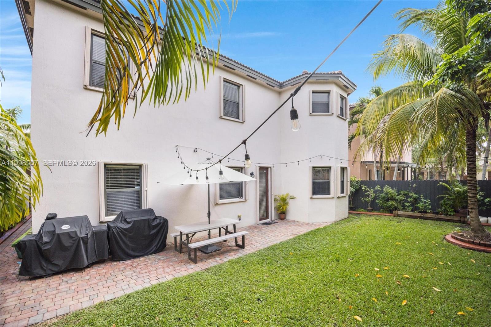 SILVER PALM EAST SECTION - Residential