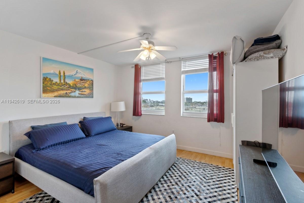 YACHT CLUB AT PORTOFINO C - Residential