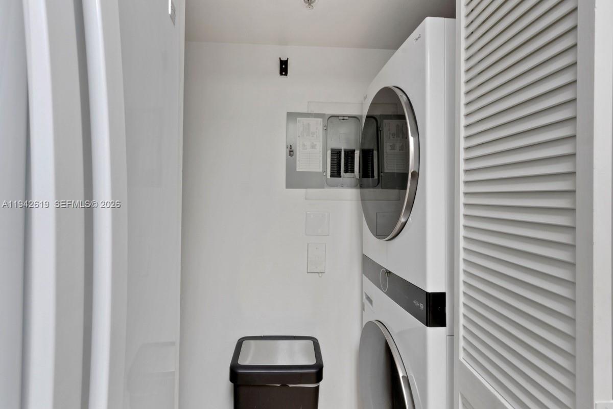 YACHT CLUB AT PORTOFINO C - Residential