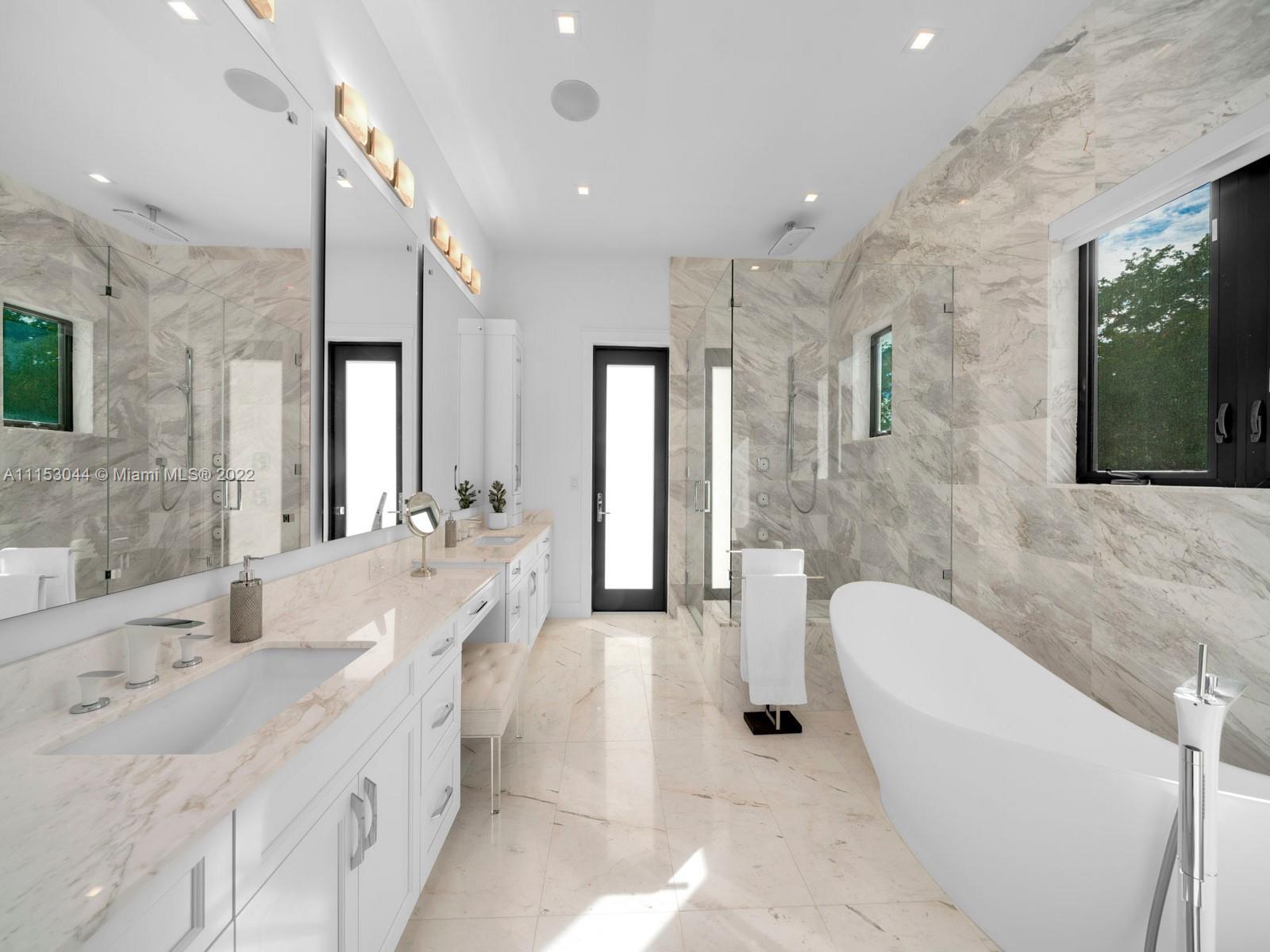 CORAL GABLES COUNTRY CLUB - Residential