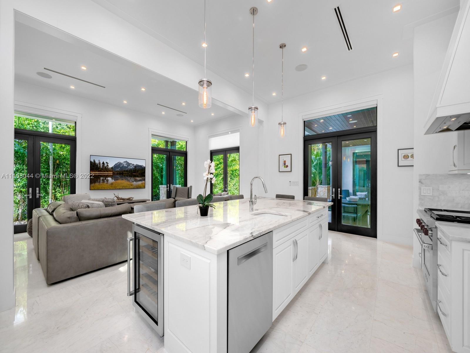 CORAL GABLES COUNTRY CLUB - Residential