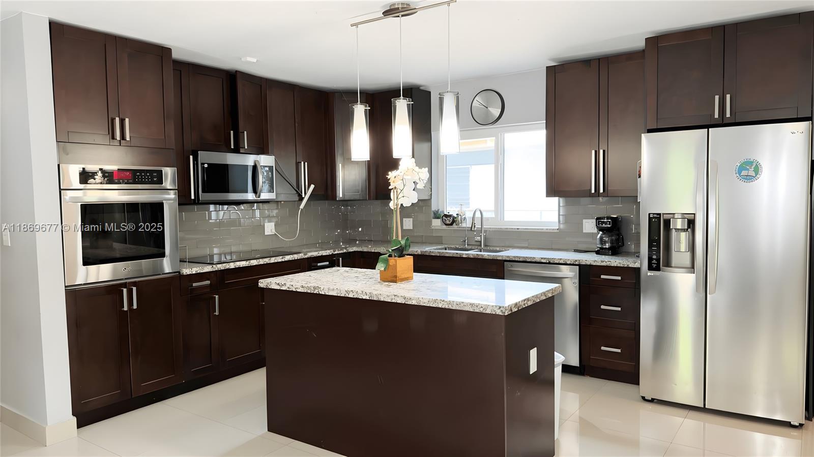 LAWN ACRES - Residential