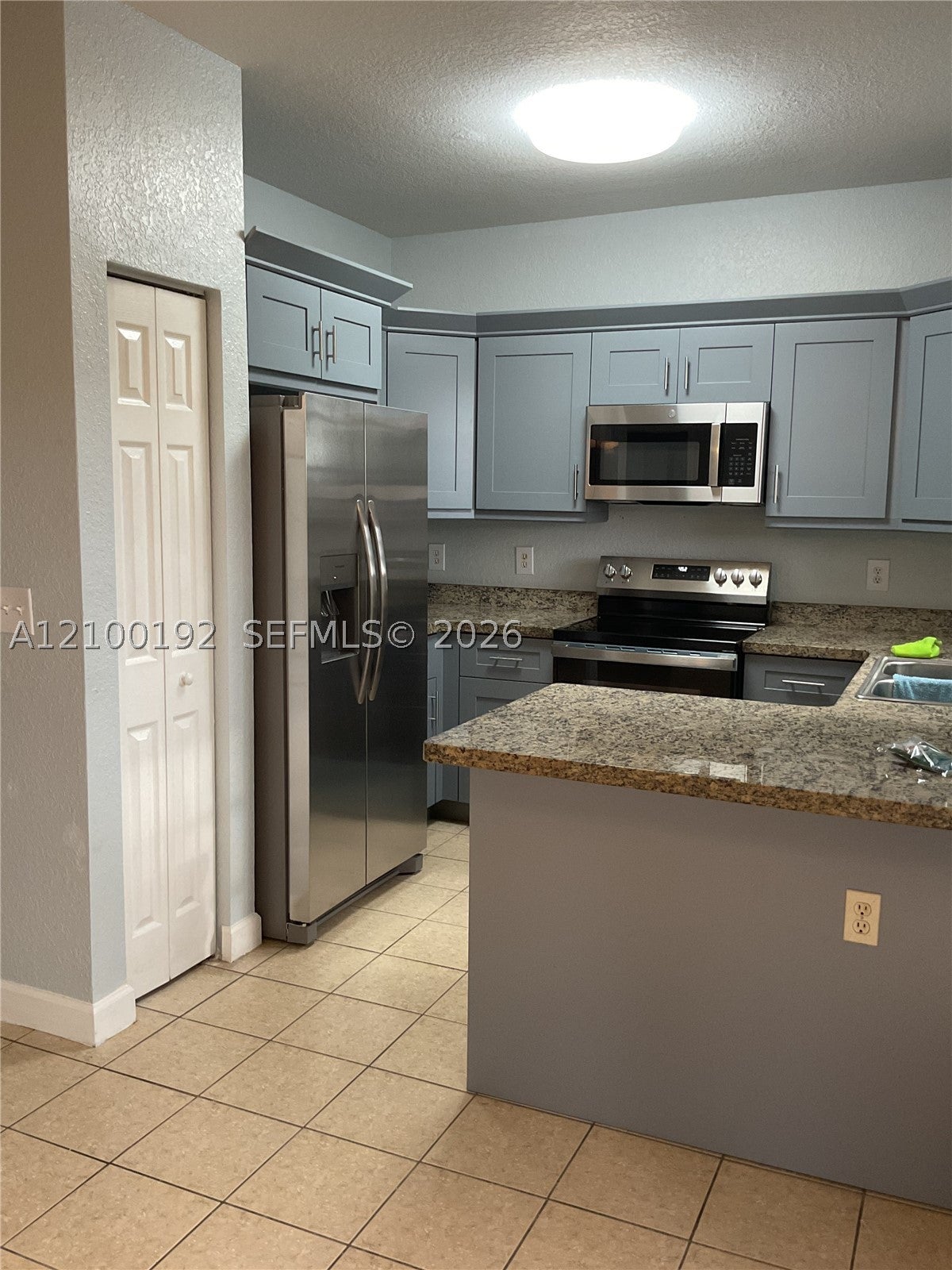 364 NE 25th Pl 101