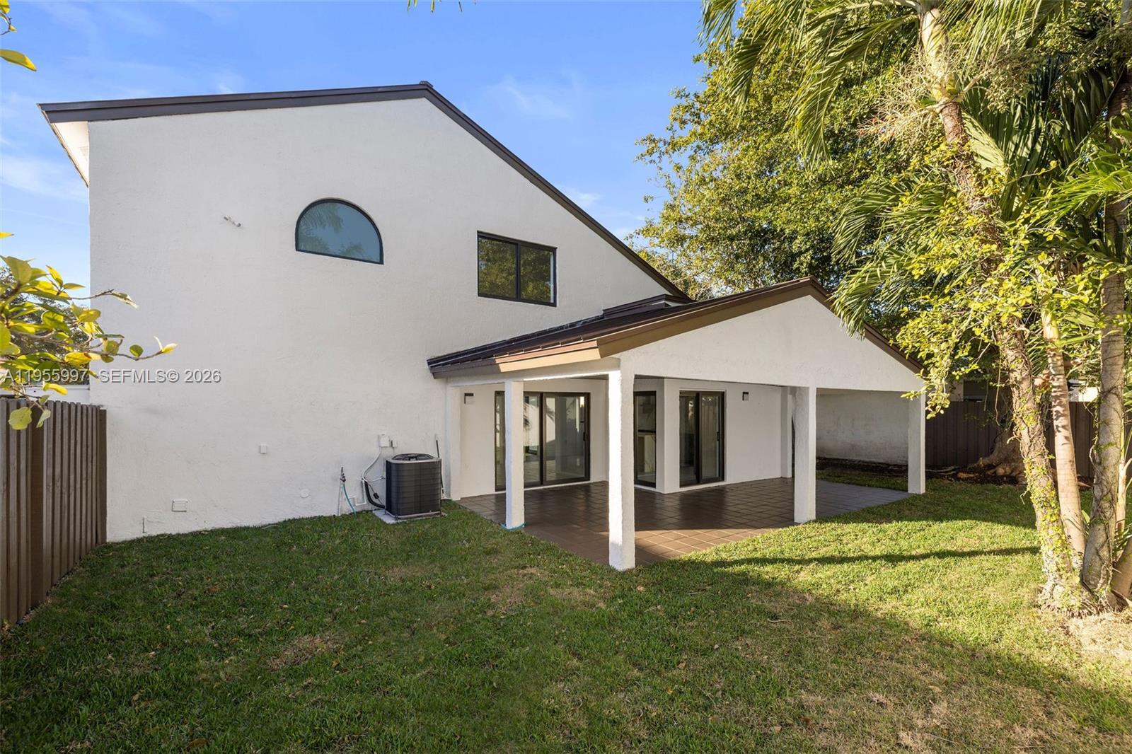 CHANTARELLE AT THE HAMMOC - Residential