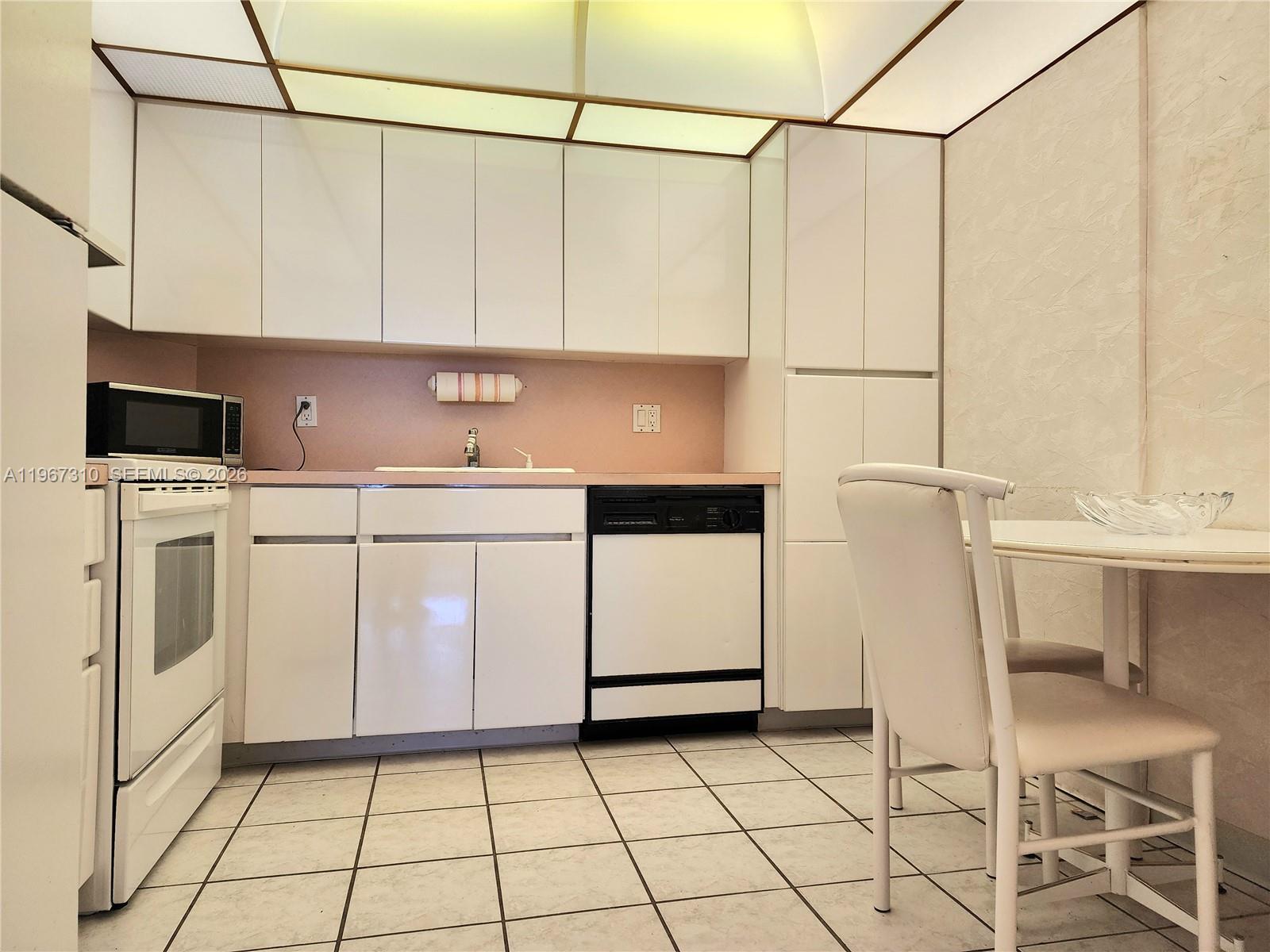 HEMISPHERES CONDO - Residential