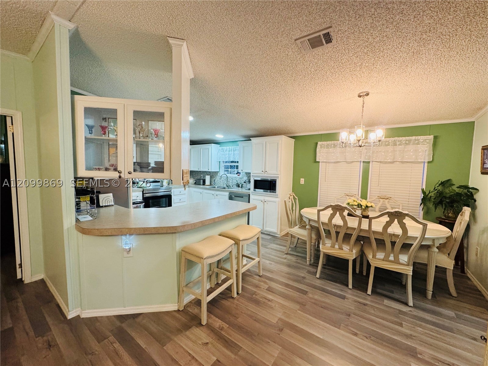 220 NE 12th Ave UNIT 123