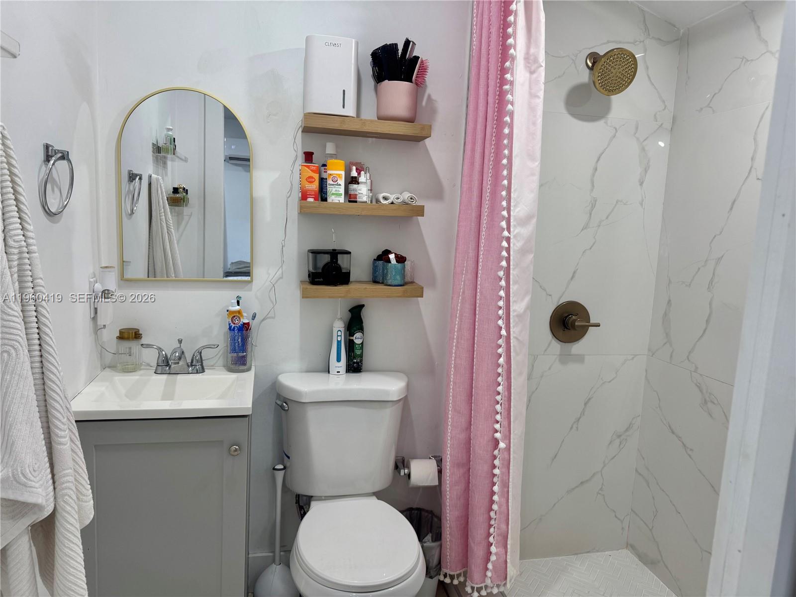 GOLF PARK SEC 2 REV - Residential Lease