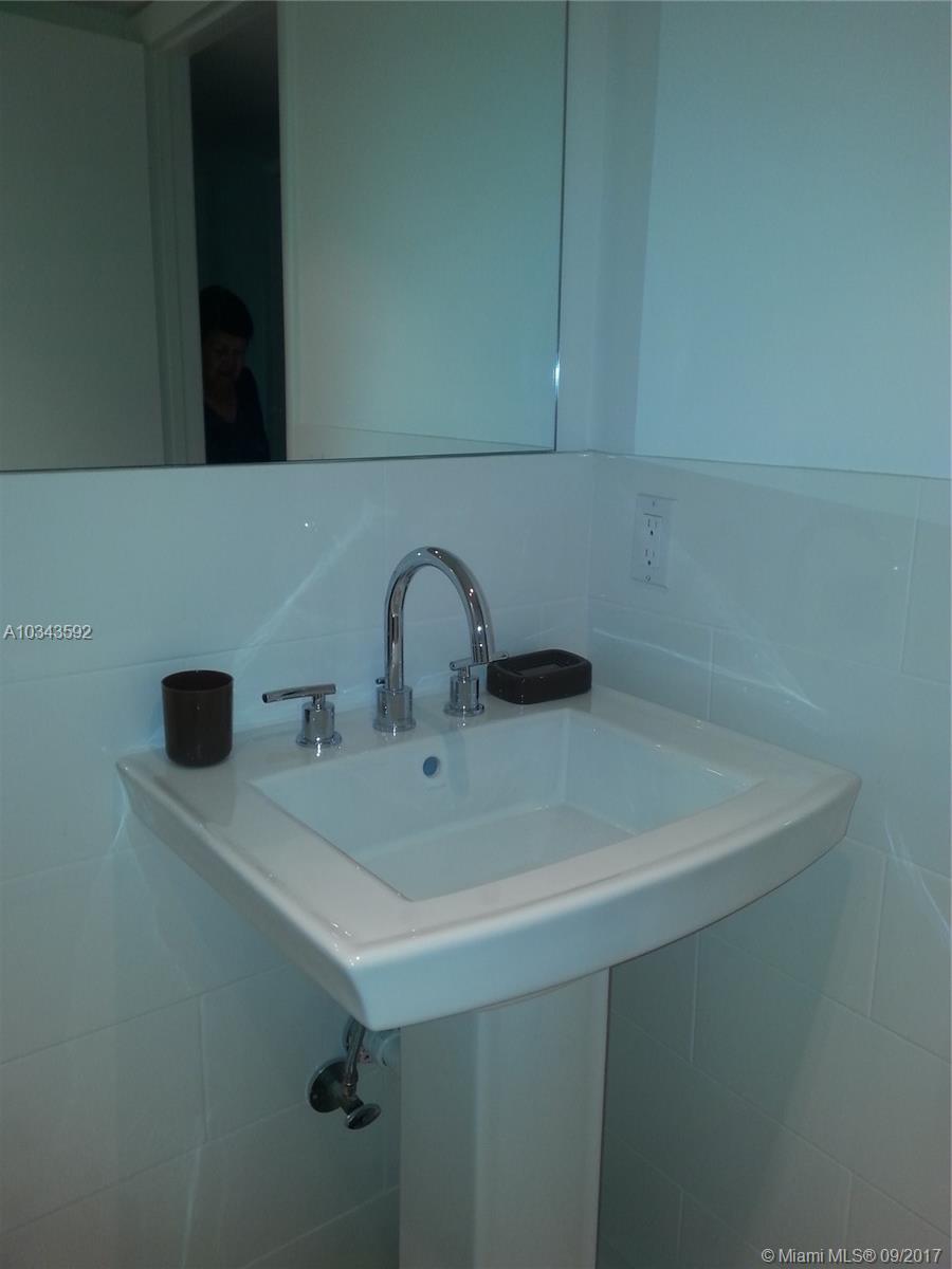 Atriums/Snapper Village S - Residential Lease