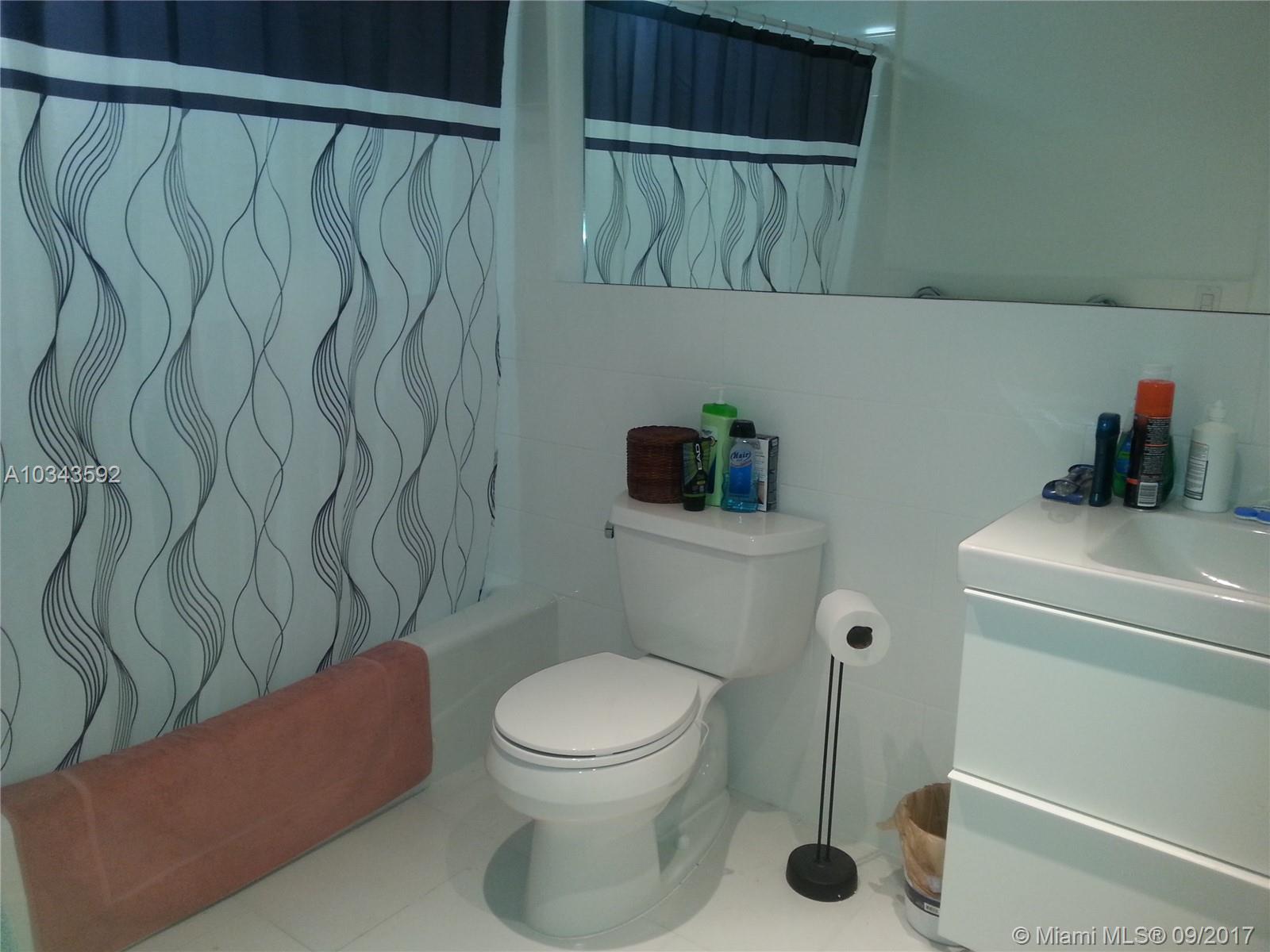 Atriums/Snapper Village S - Residential Lease