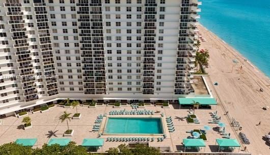 SEA AIR TOWERS CONDO - Residential Lease