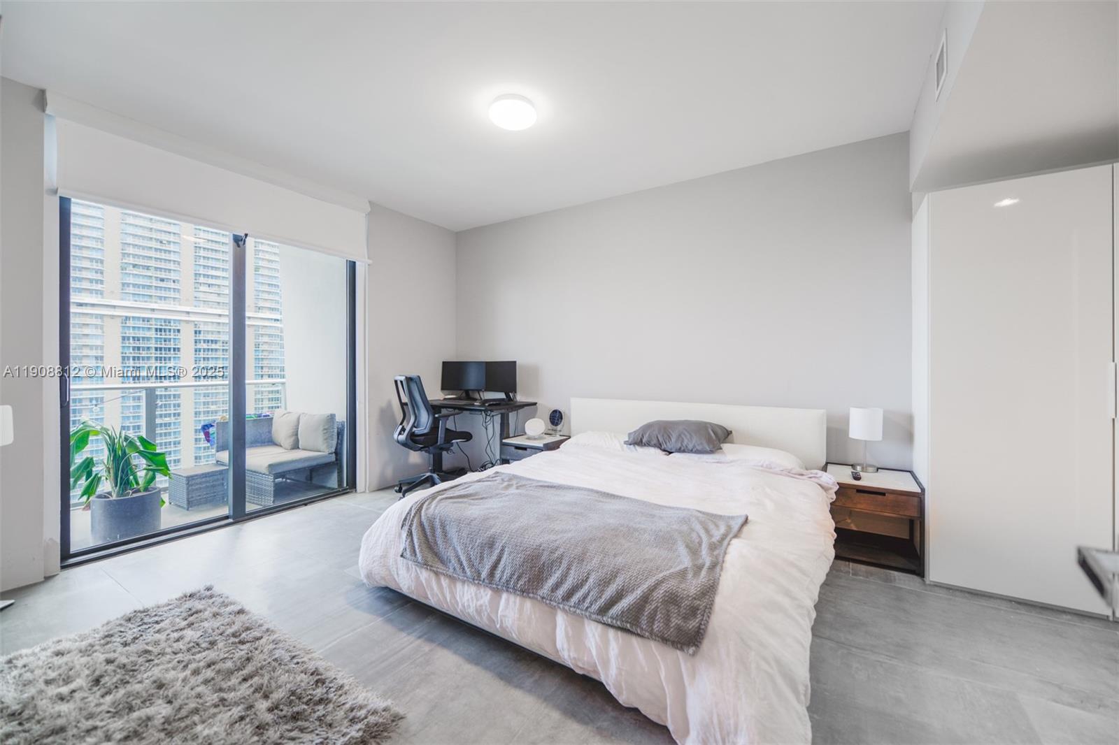 1010 BRICKELL CONDO - Residential