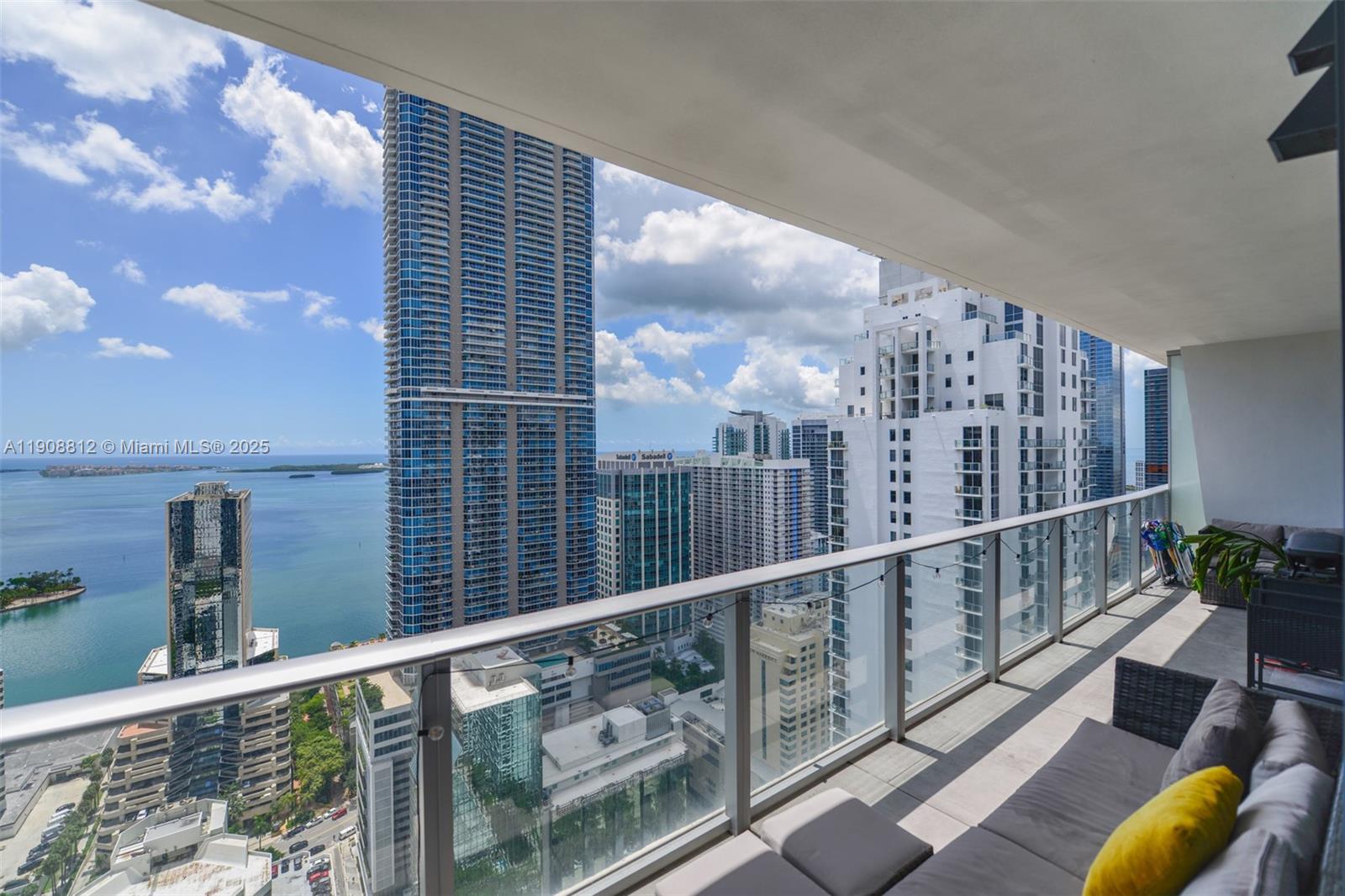 1010 BRICKELL CONDO - Residential