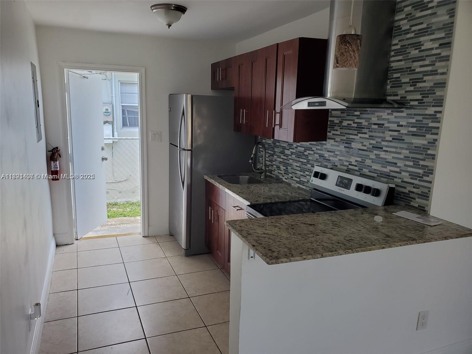 FOSTER PARK - Residential Lease