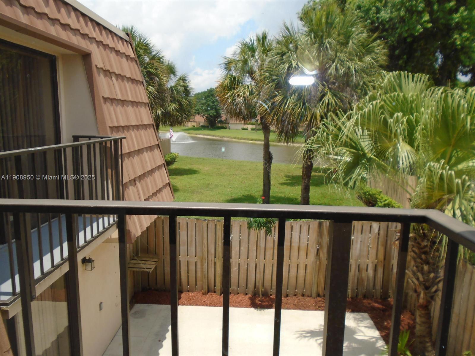 WATERSIDE LUXURY TOWNHOME - Residential Lease