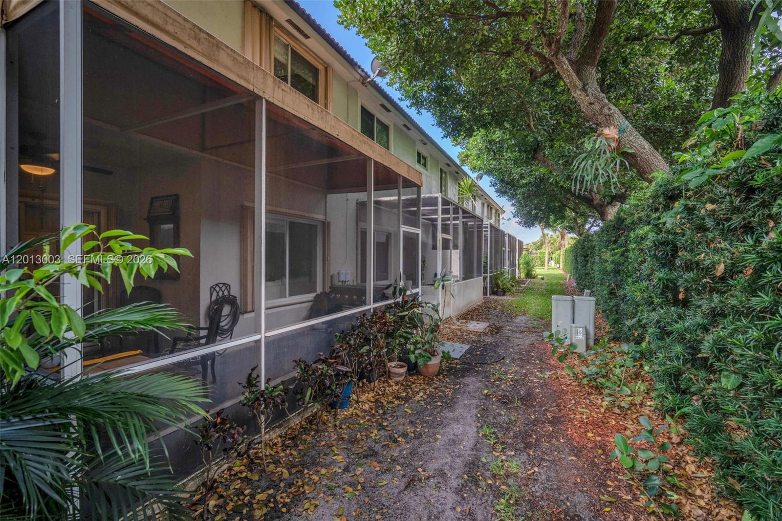 MIZNER POINTE OF BOCA VIA - Residential