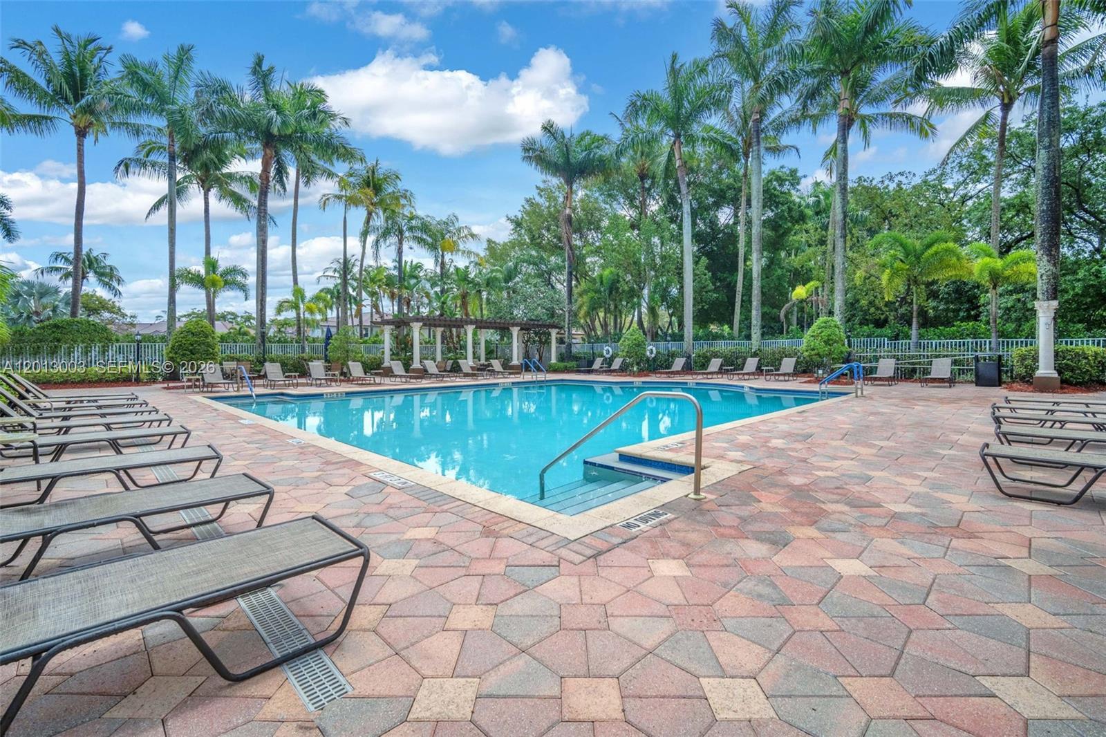 MIZNER POINTE OF BOCA VIA - Residential