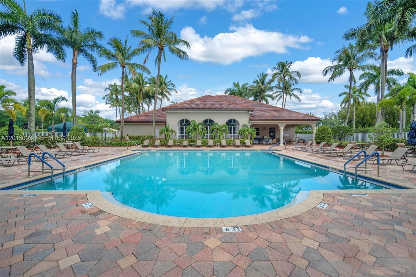 MIZNER POINTE OF BOCA VIA - Residential