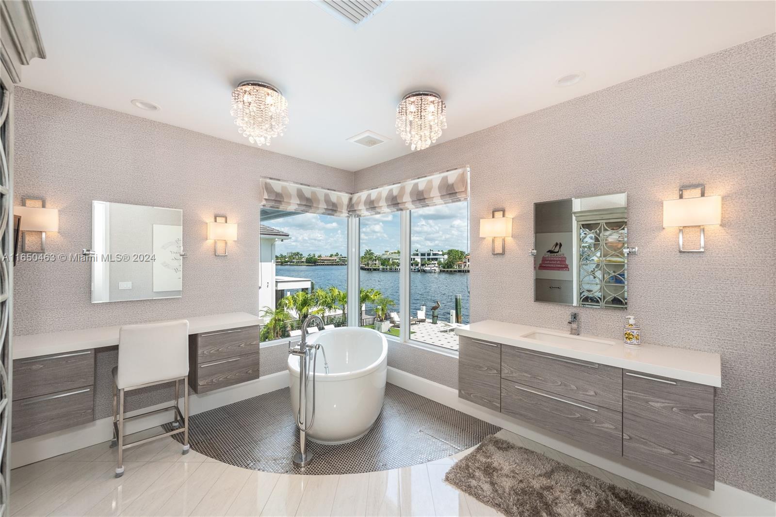 SEA ISLAND - Residential