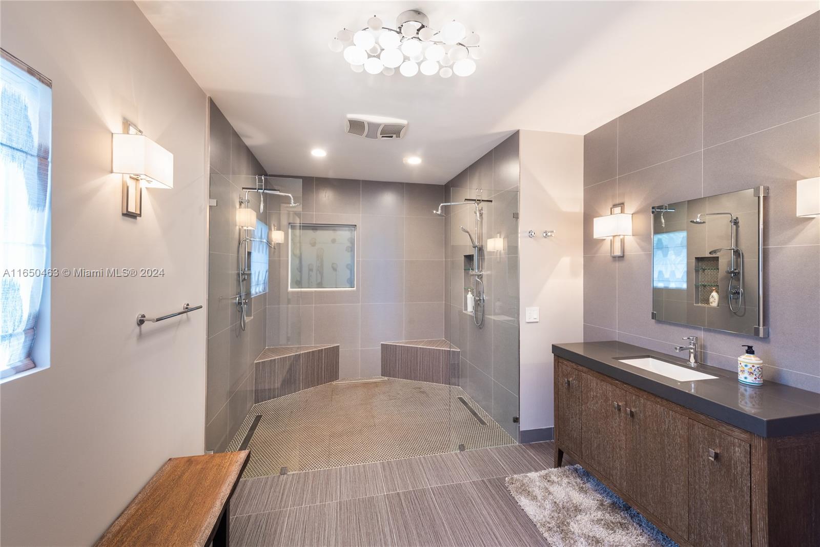 SEA ISLAND - Residential