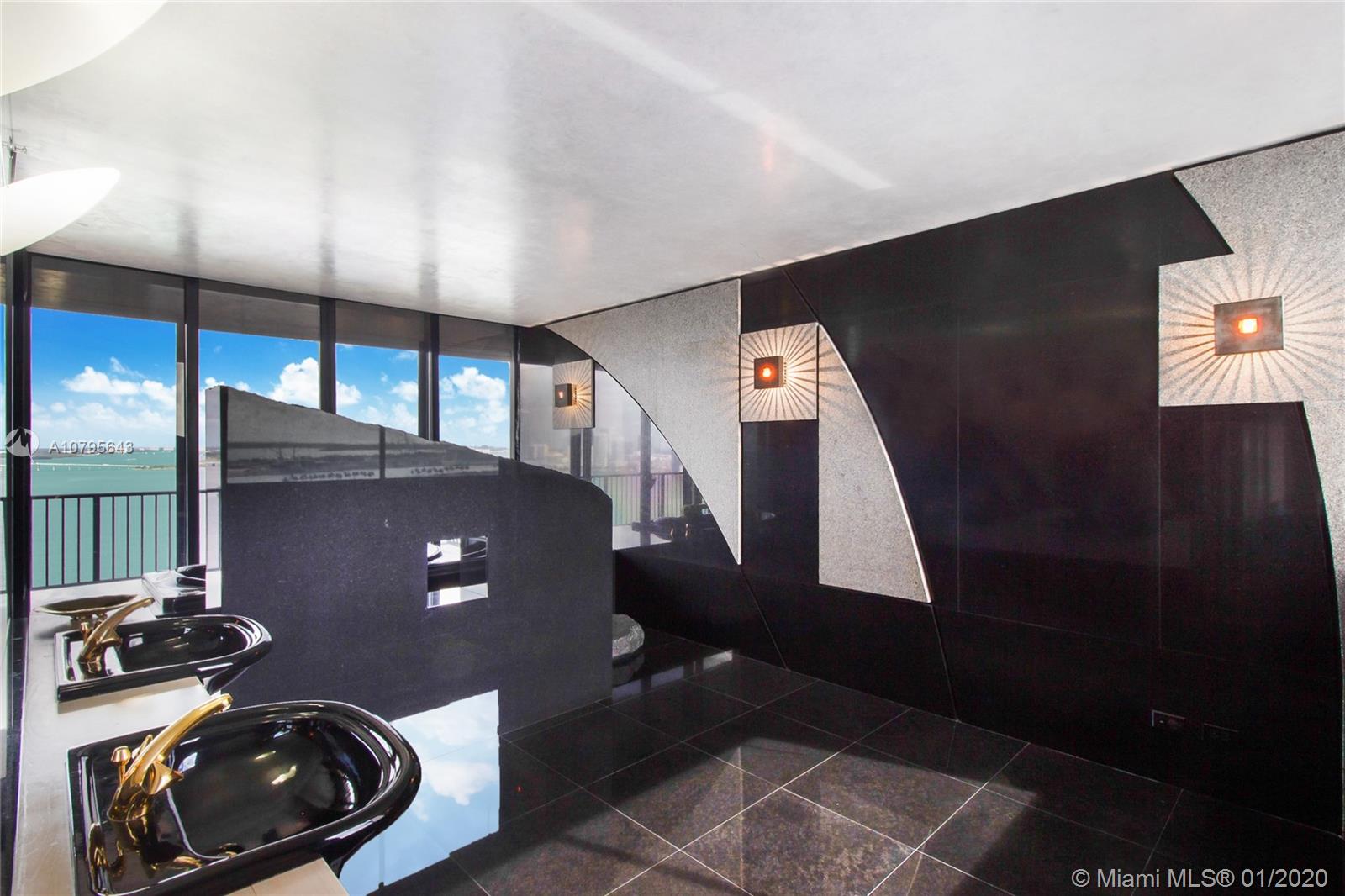 ONE THOUSAND VENETIAN WAY - Residential