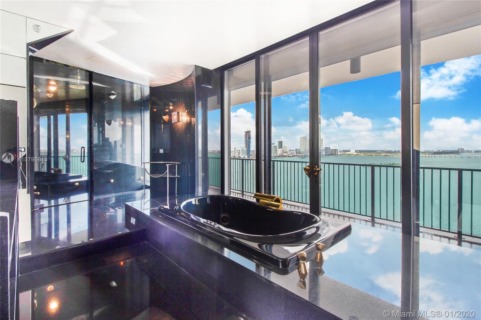 ONE THOUSAND VENETIAN WAY - Residential