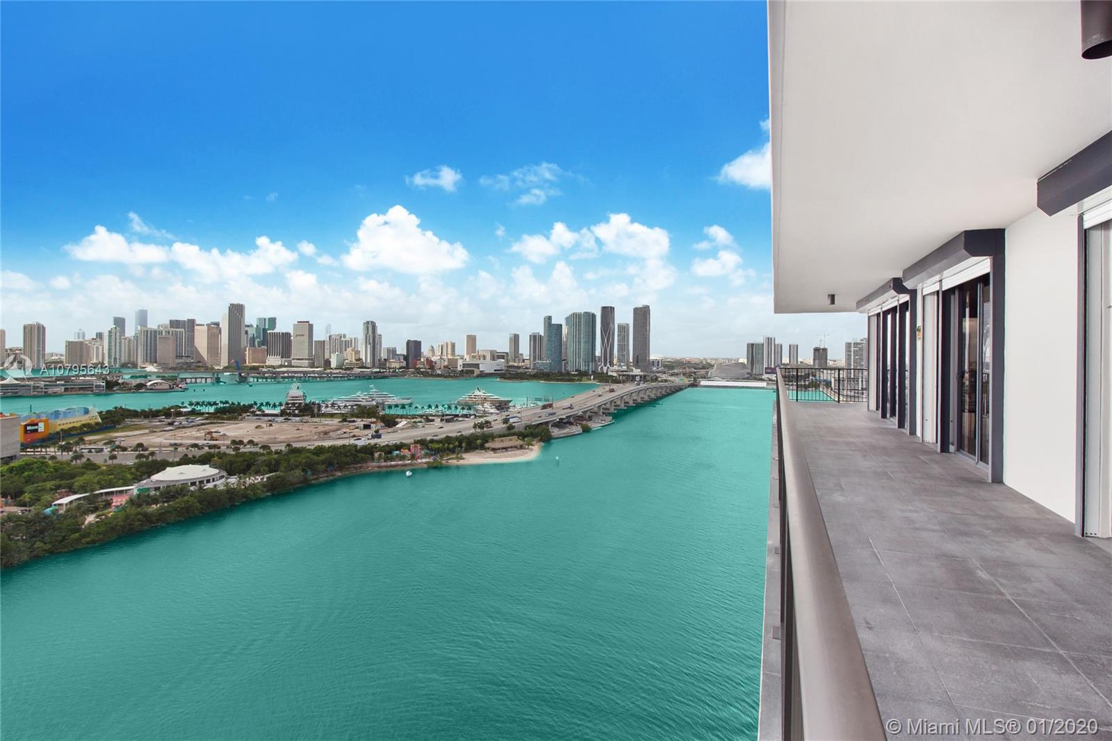 ONE THOUSAND VENETIAN WAY - Residential