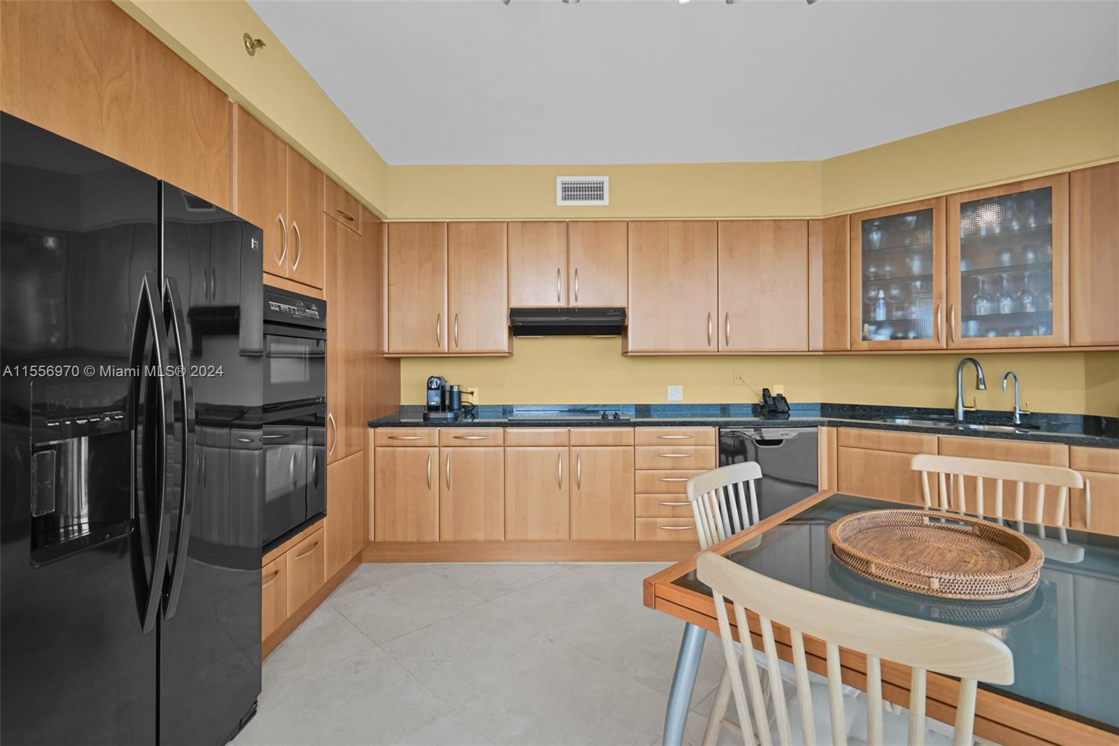 OCEAN ONE CONDO - Residential