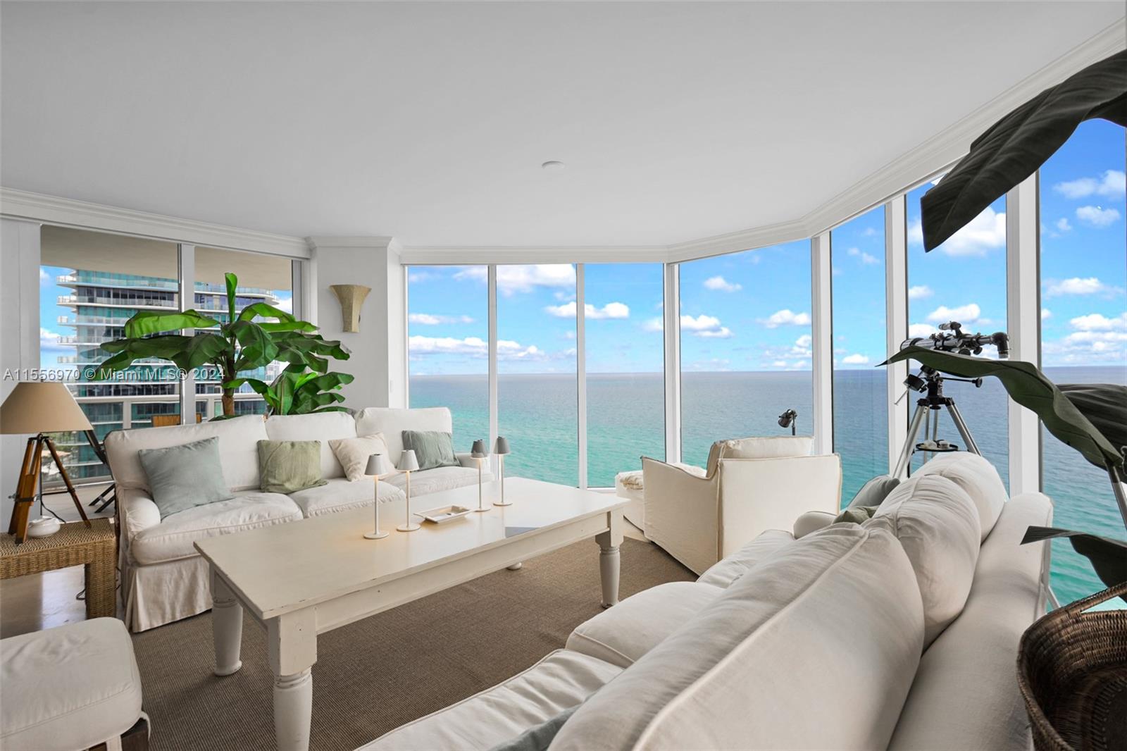 OCEAN ONE CONDO - Residential