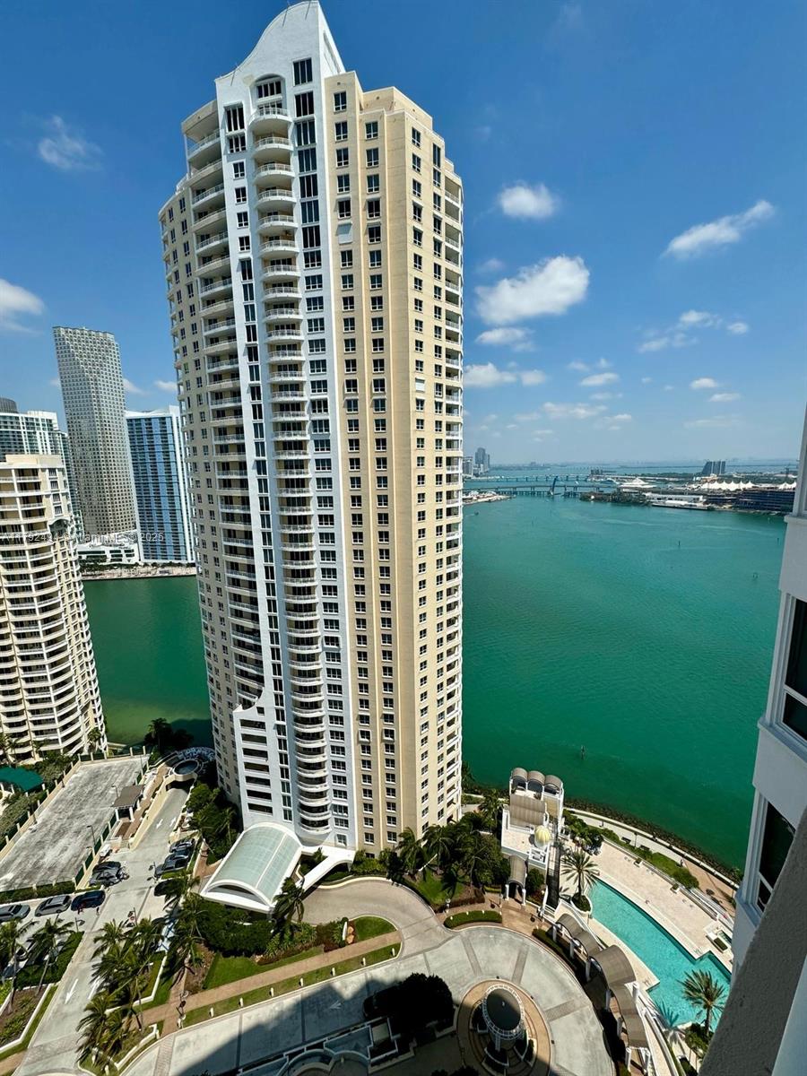808 Brickell Key Dr 3007