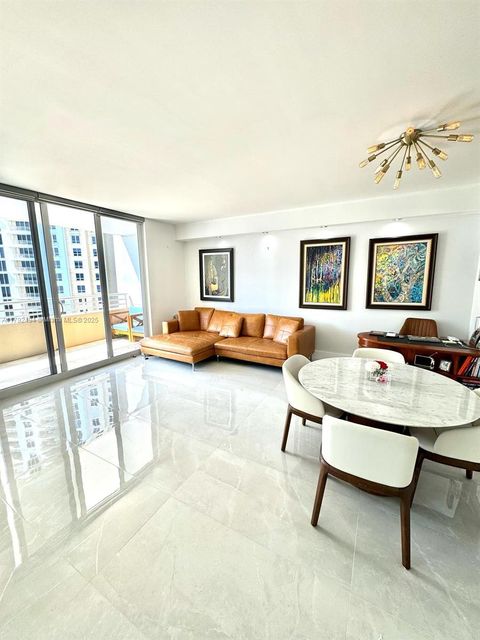 808 Brickell Key Dr 3007 Miami FL 33131