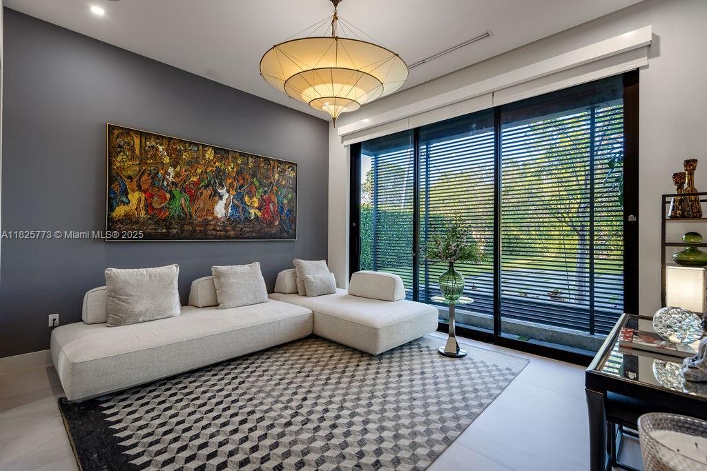 SUDLOW PARK - Residential