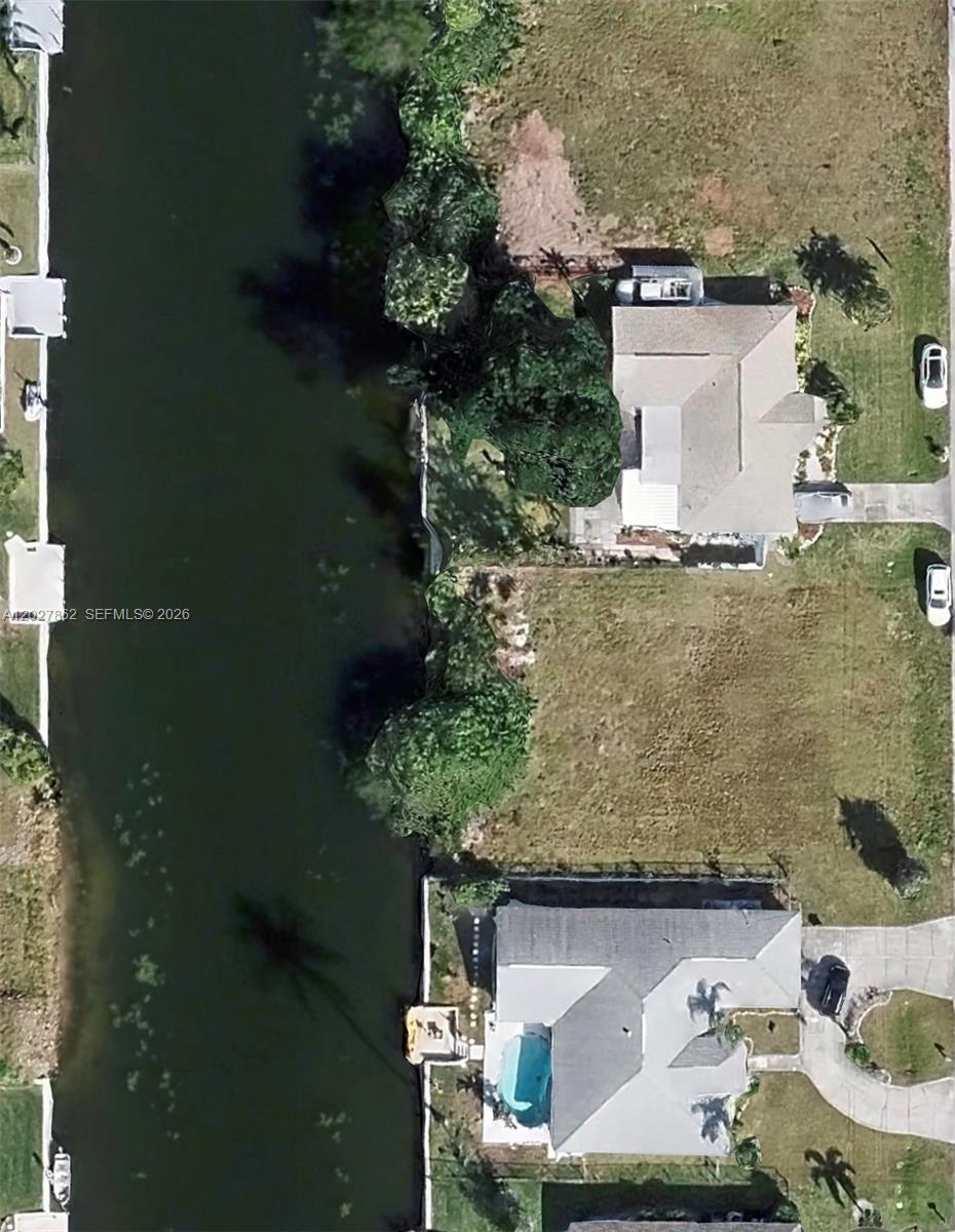 3720 SW 5th Ave